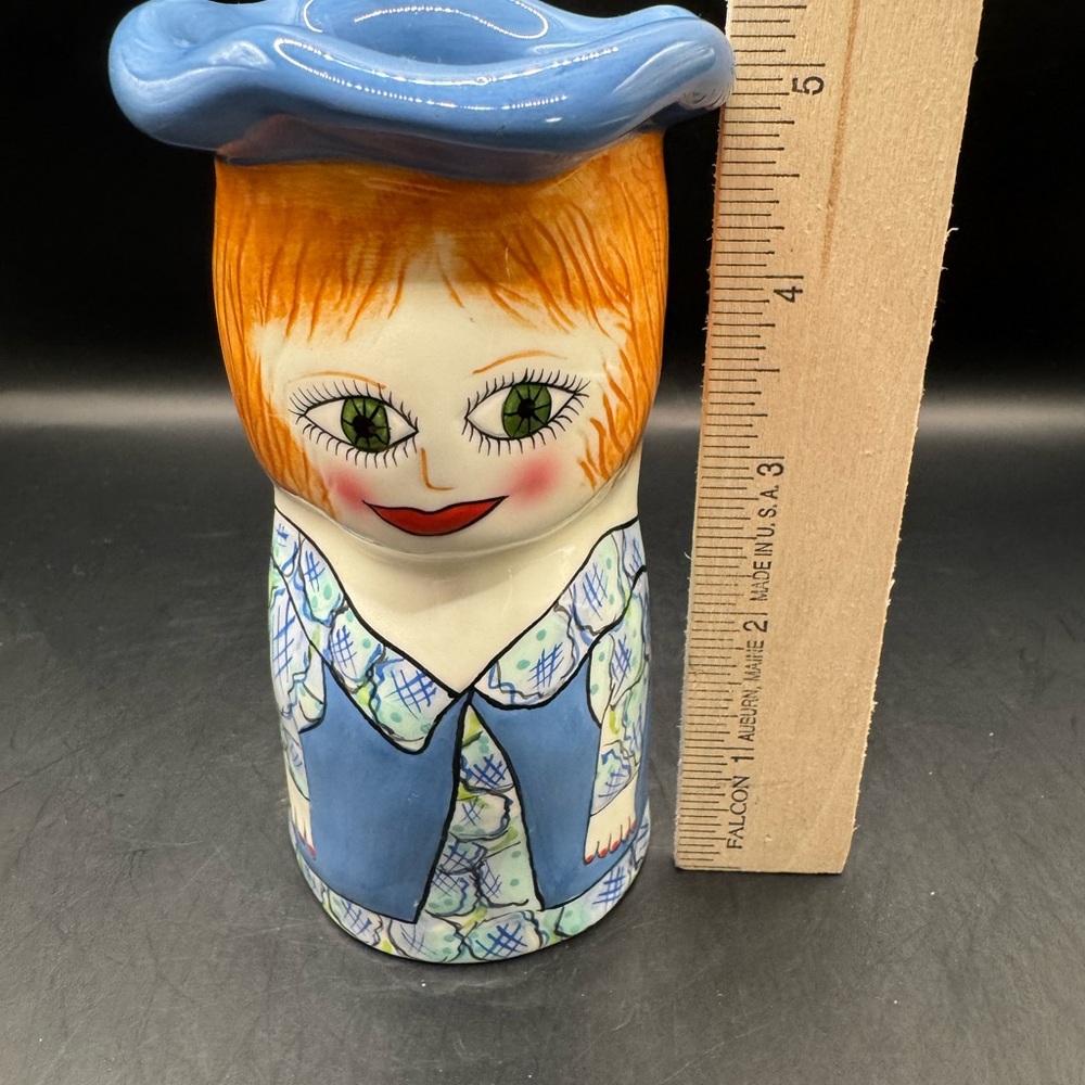 Susan Paley Vase by Ganz Bella Casa "Meg” Ceramic Lady Vase 5.5" Tall - Picture 9 of 10